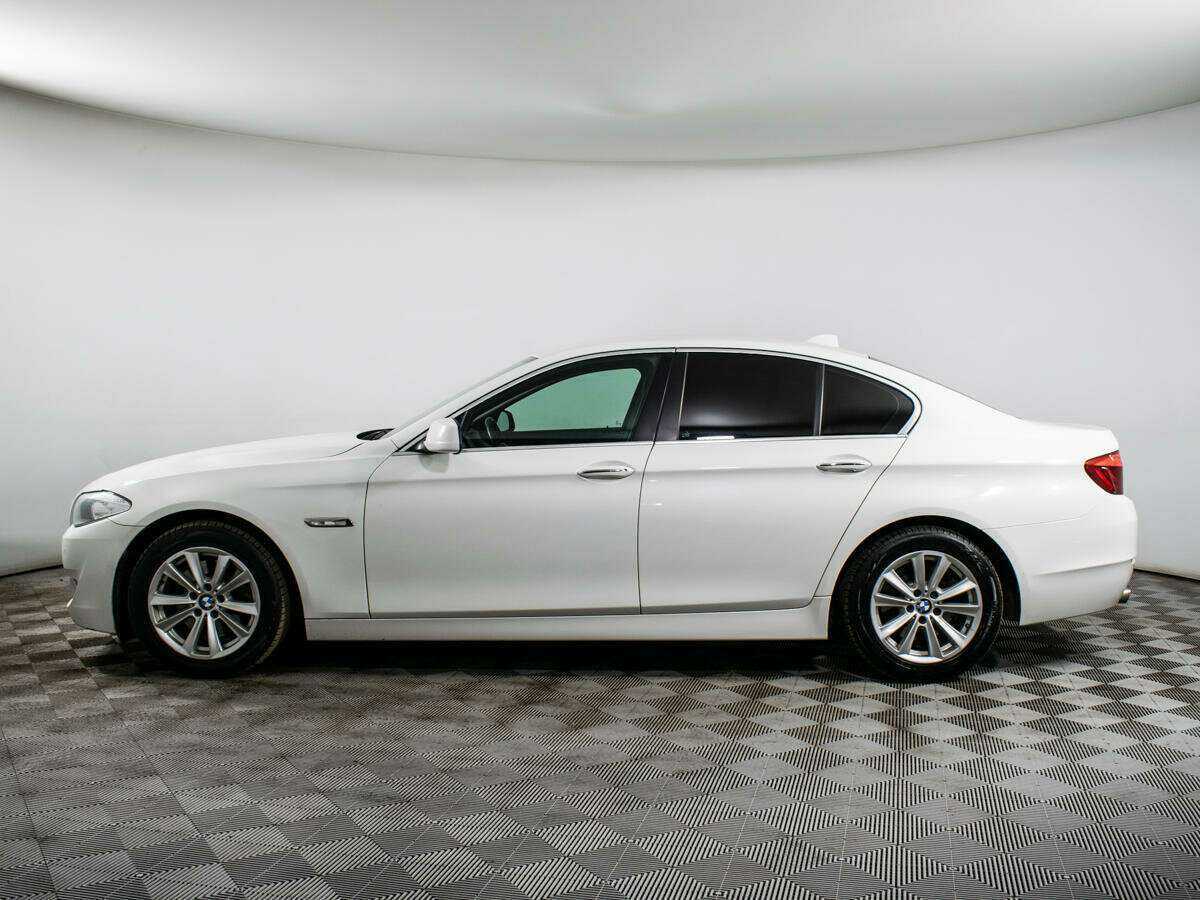 Купить BMW 5 серии 520i, 2012, 130 803 км, фото №8