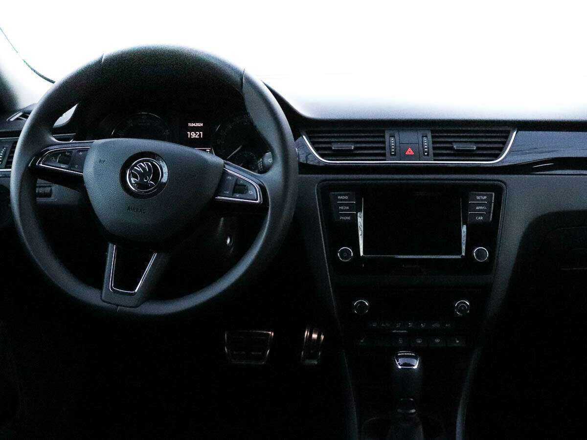 Купить Skoda Rapid, 2019, 124 208 км, фото №10