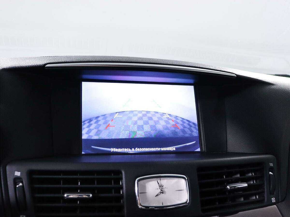 Купить Infiniti Q70, 2014, 115 637 км, фото №12
