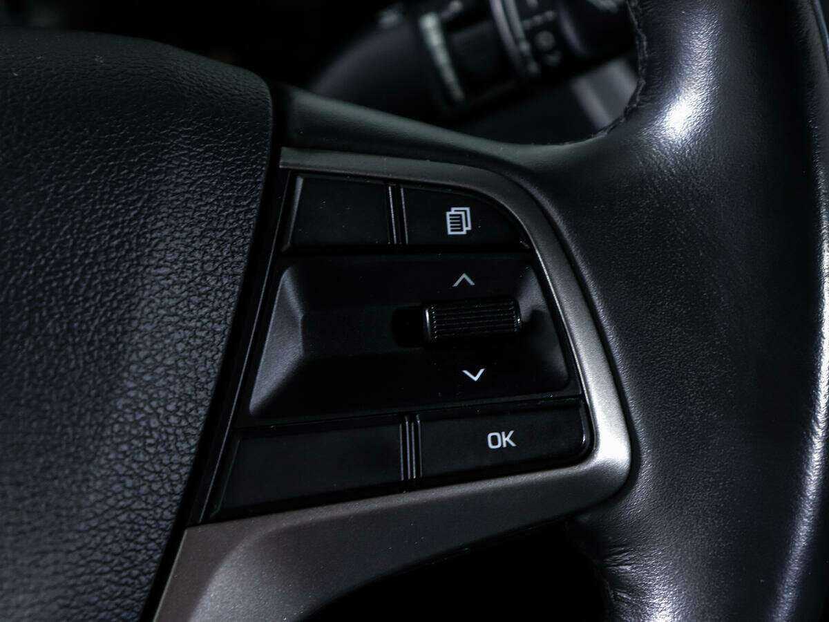 Купить Hyundai Solaris, 2018, 86 000 км, фото №16