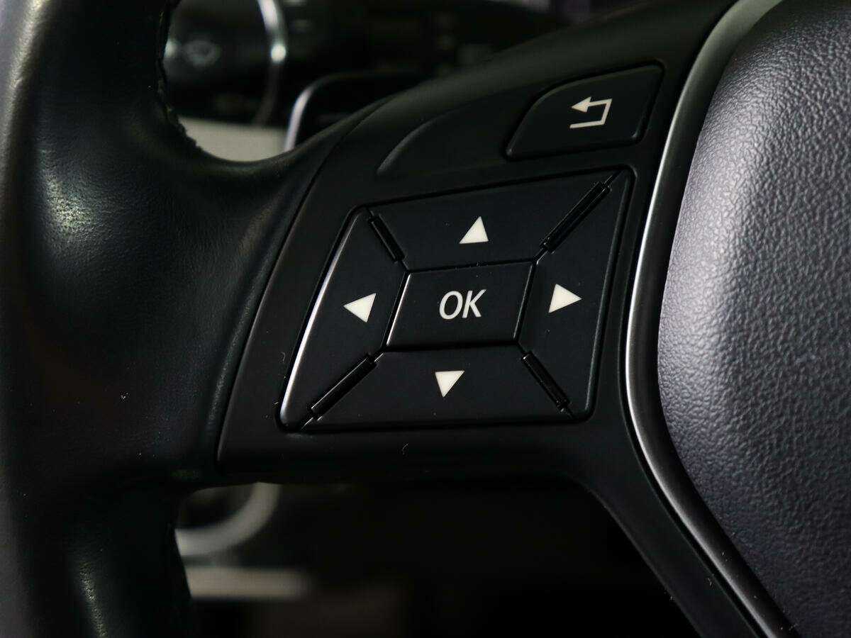 Купить Mercedes-Benz A-Класс 180, 2014, 76 300 км, фото №17