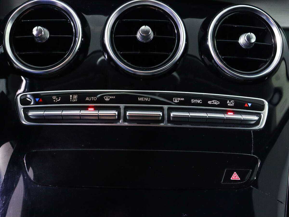 Купить Mercedes-Benz C-Класс 180, 2014, 132 000 км, фото №12