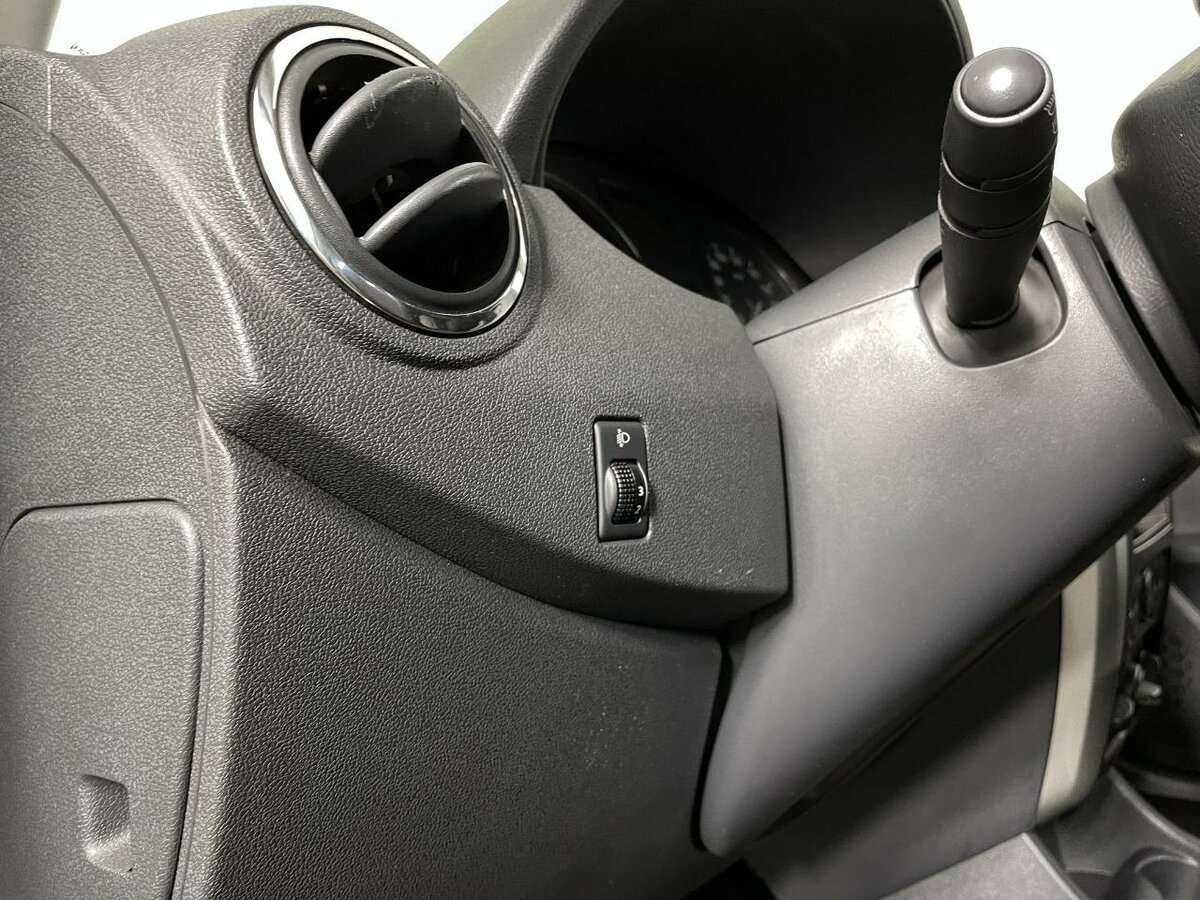 Купить Nissan Almera, 2013, 276 317 км, фото №9