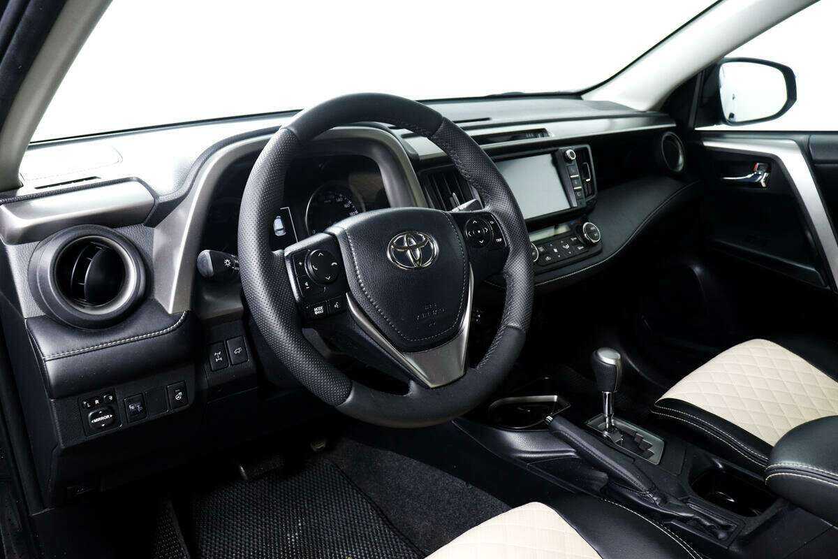 Купить Toyota RAV4, 2017, 158 636 км, фото №13