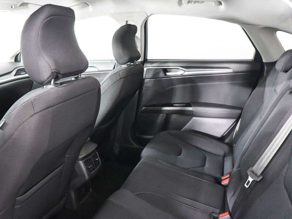 Купить Ford Mondeo, 2016, 235 825 км, фото №11