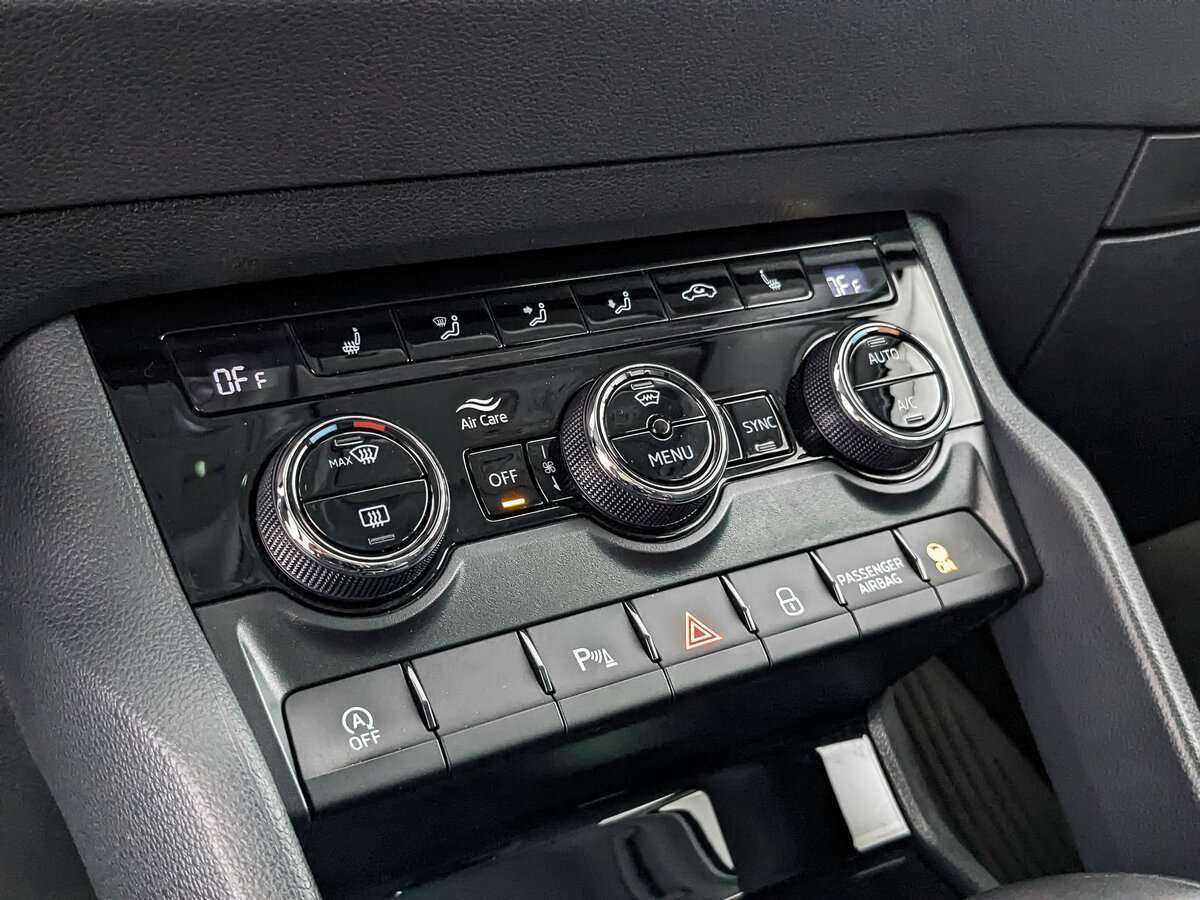 Купить Skoda Karoq, 2020, 90 267 км, фото №16