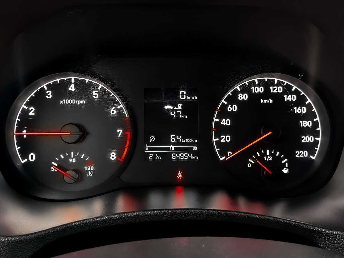 Купить Hyundai Solaris, 2019, 64 956 км, фото №11