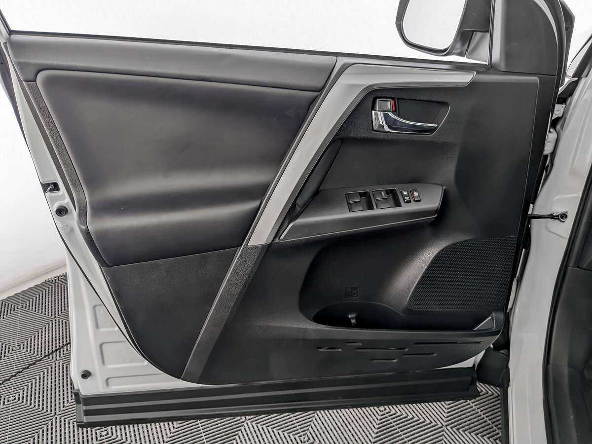 Купить Toyota RAV4, 2019, 139 115 км, фото №15