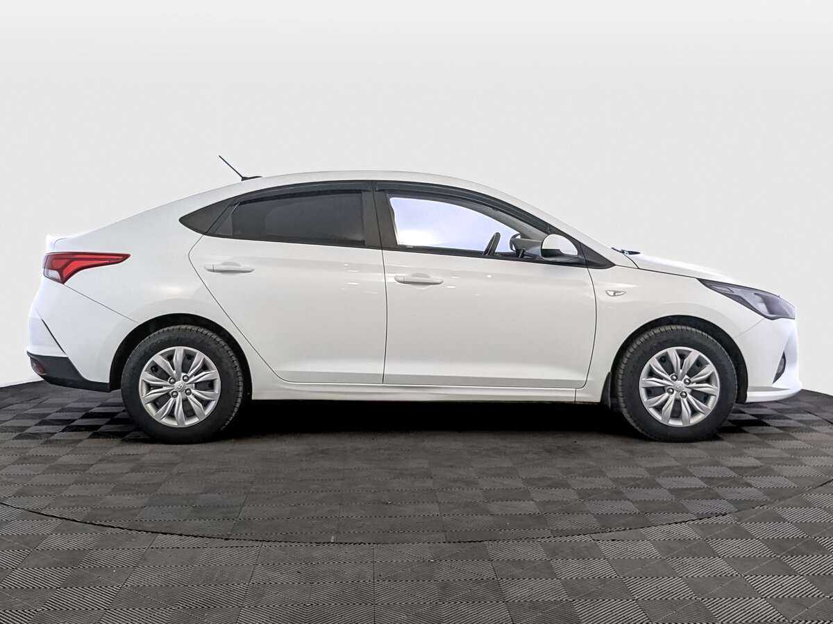 Купить Hyundai Solaris, 2020, 62 257 км, фото №4