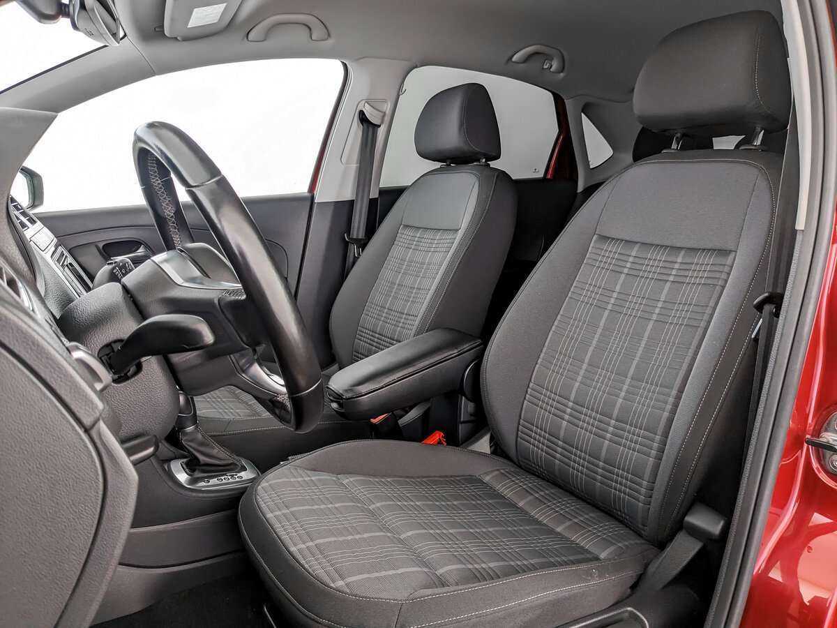 Купить Volkswagen Polo, 2017, 128 160 км, фото №16