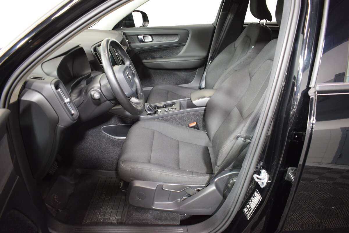 Купить Volvo XC40, 2019, 67 000 км, фото №8