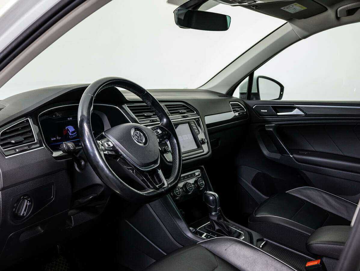 Купить Volkswagen Tiguan, 2017, 133 000 км, фото №9