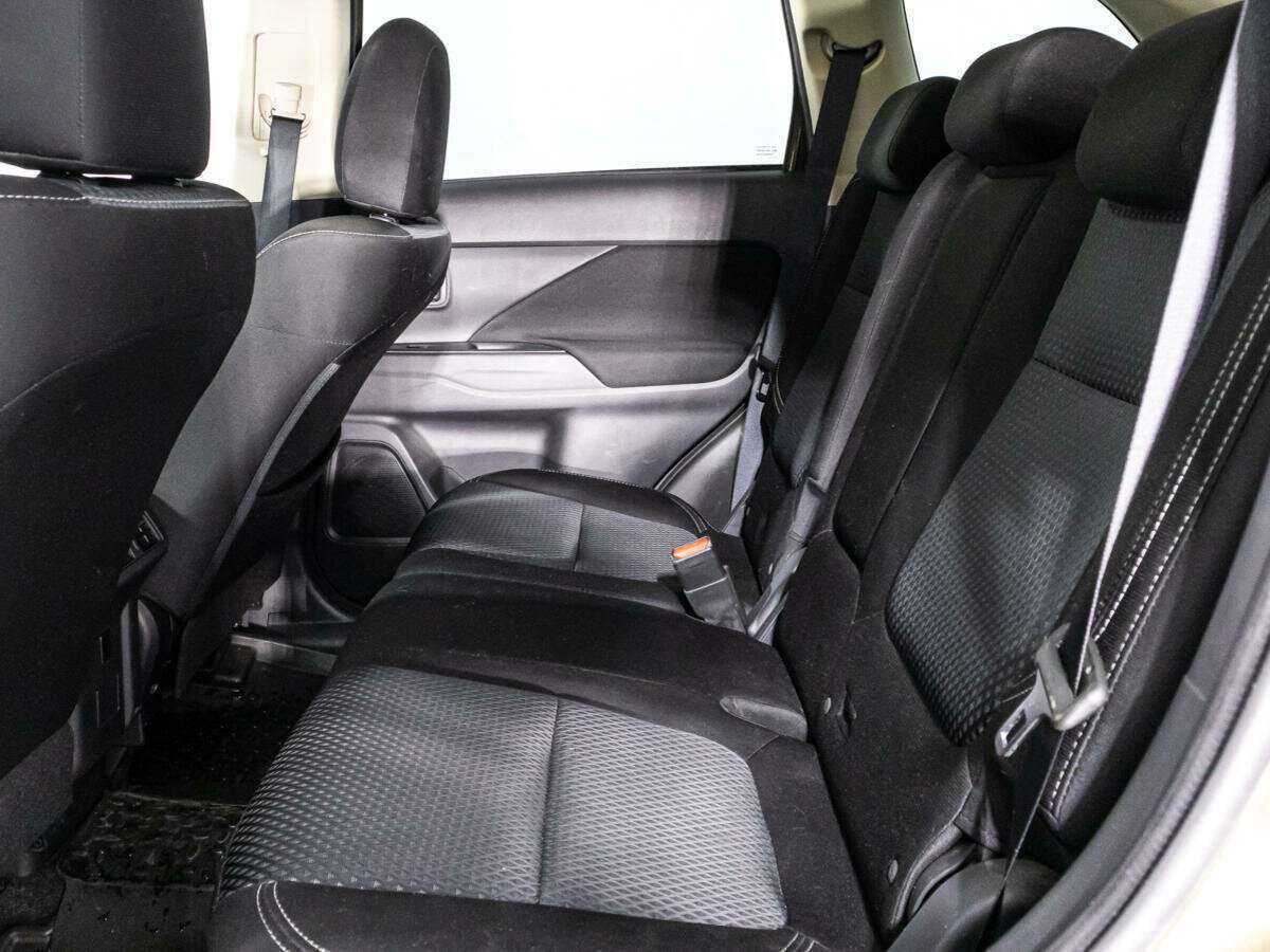 Купить Mitsubishi Outlander, 2019, 98 440 км, фото №10