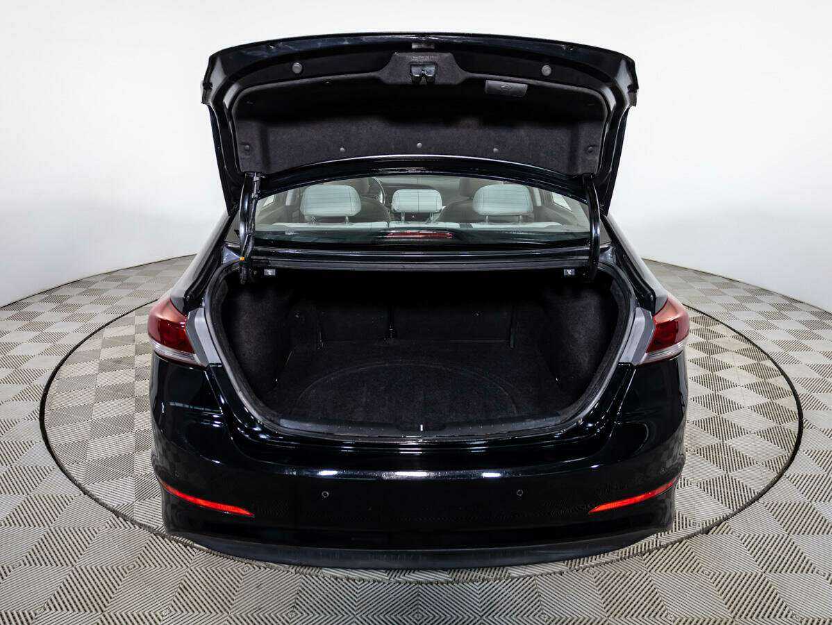 Купить Hyundai Elantra, 2018, 109 281 км, фото №18
