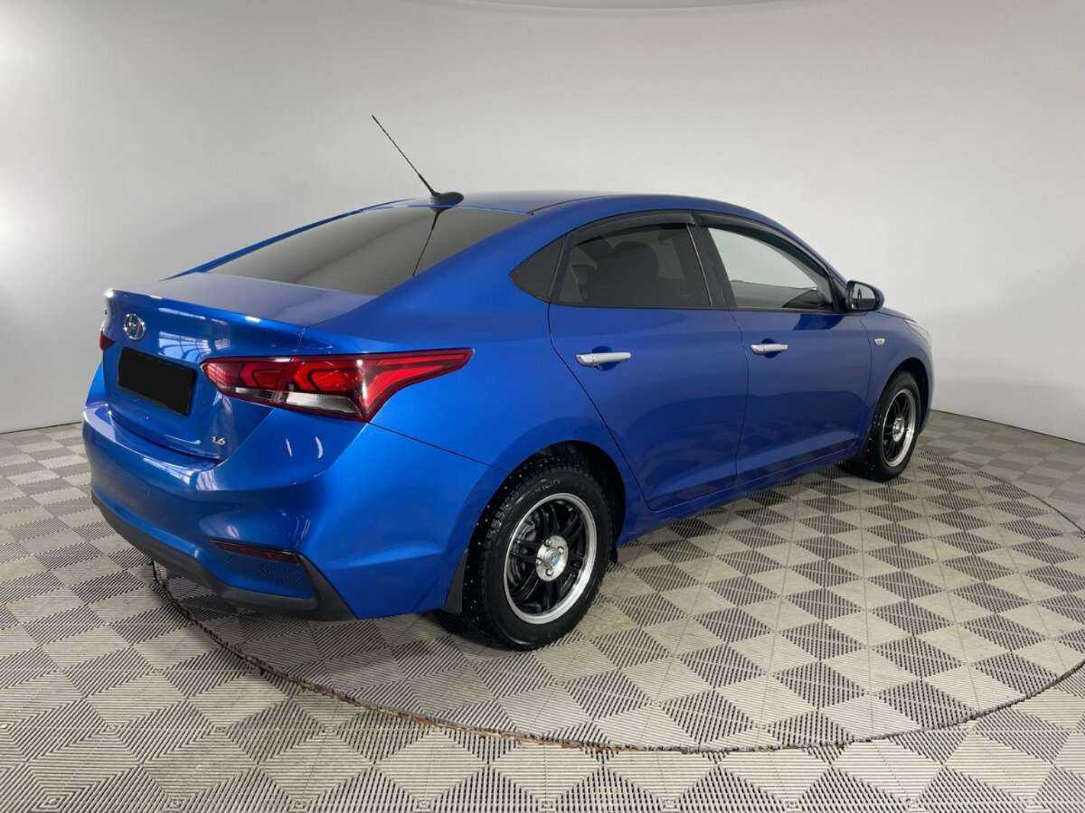 Купить Hyundai Solaris, 2017, 120 850 км, фото №4