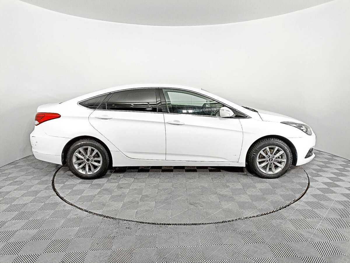 Купить Hyundai i40, 2015, 209 332 км, фото №4