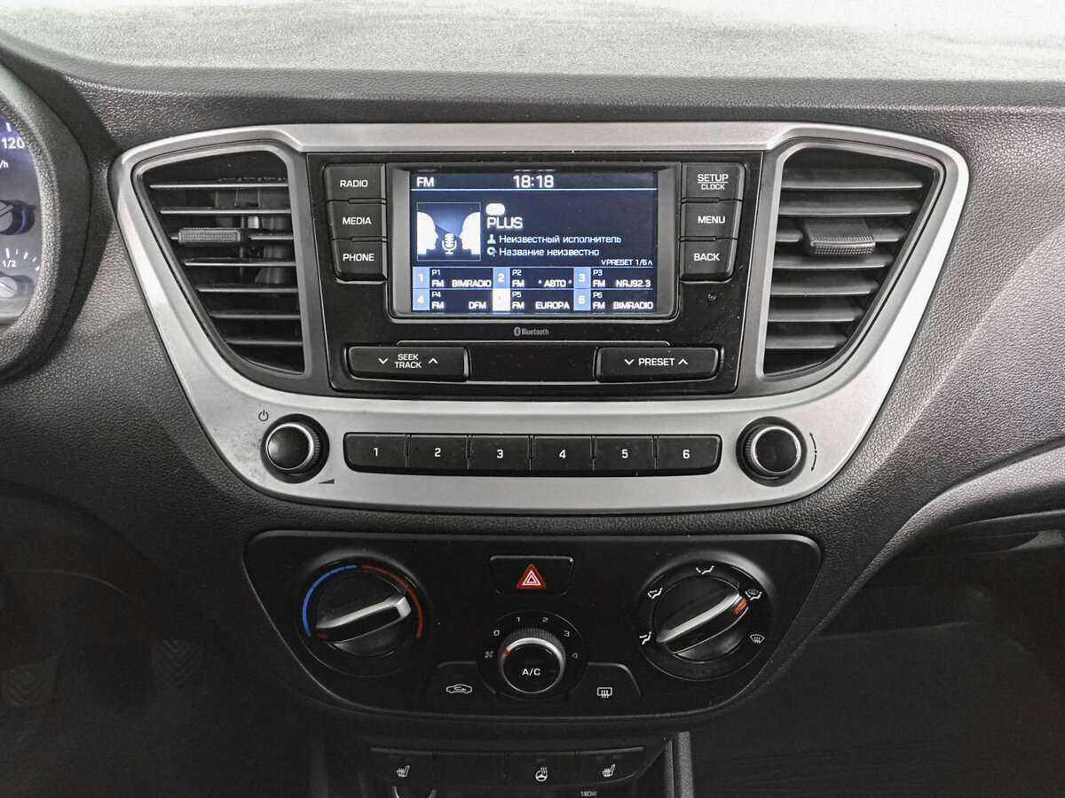 Купить Hyundai Solaris, 2018, 111 703 км, фото №13