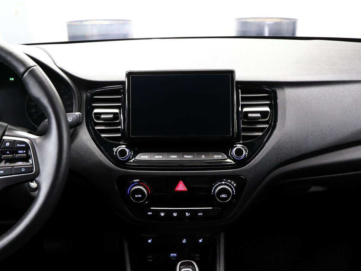 Купить Hyundai Solaris, 2022, 37 000 км, фото №17