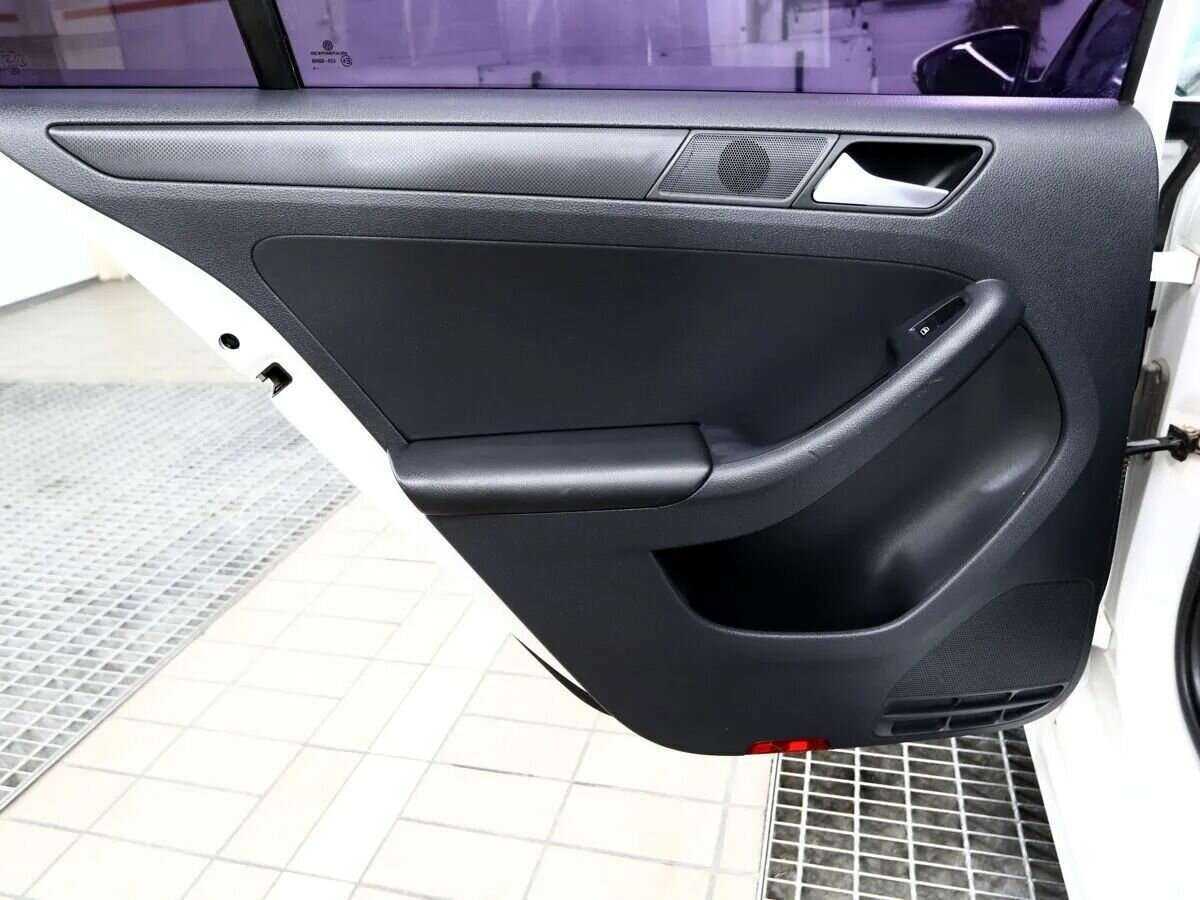 Купить Volkswagen Jetta, 2013, 180 000 км, фото №13