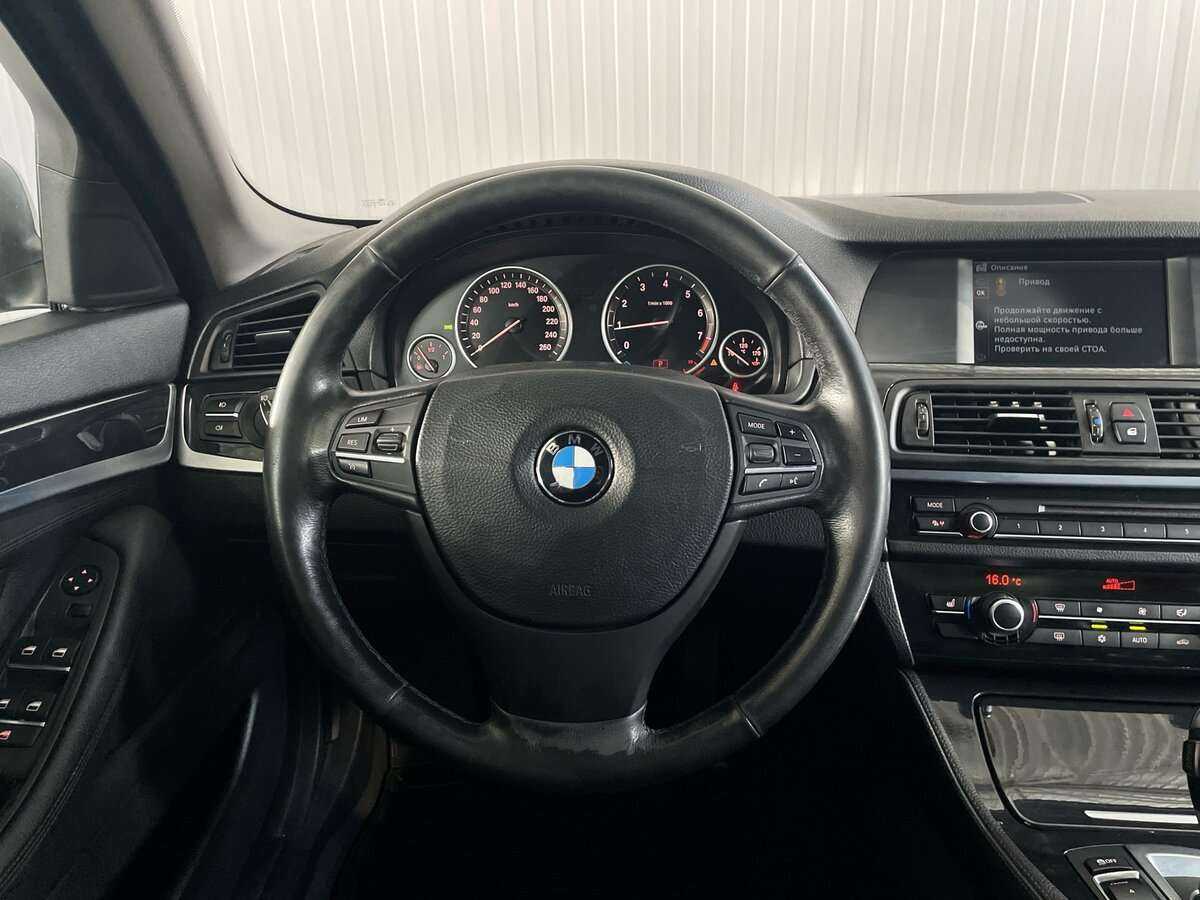 Купить BMW 5 серии 520i, 2012, 205 209 км, фото №10