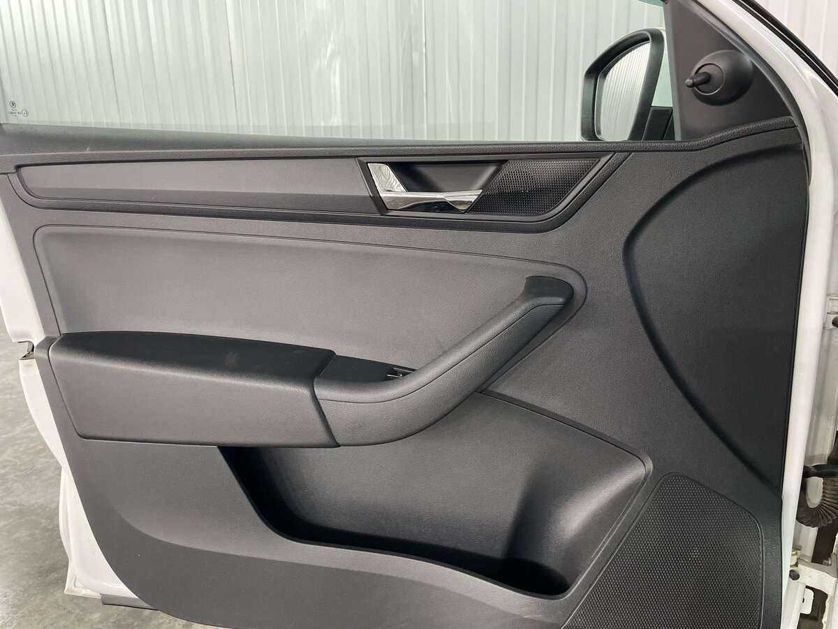 Купить Skoda Rapid, 2019, 89 000 км, фото №16