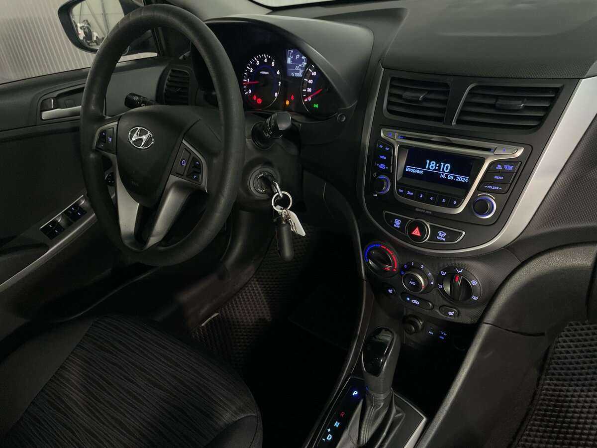 Купить Hyundai Solaris, 2016, 157 979 км, фото №18