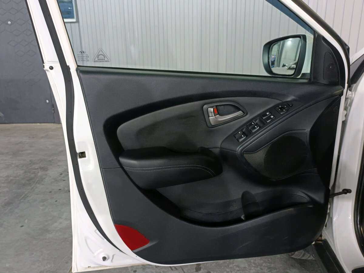 Купить Hyundai ix35, 2012, 173 631 км, фото №16