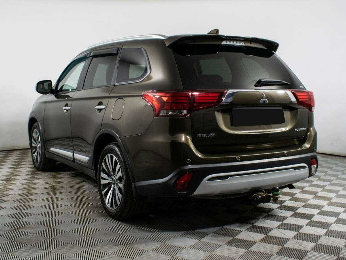 Купить Mitsubishi Outlander, 2018, 113 000 км, фото №4
