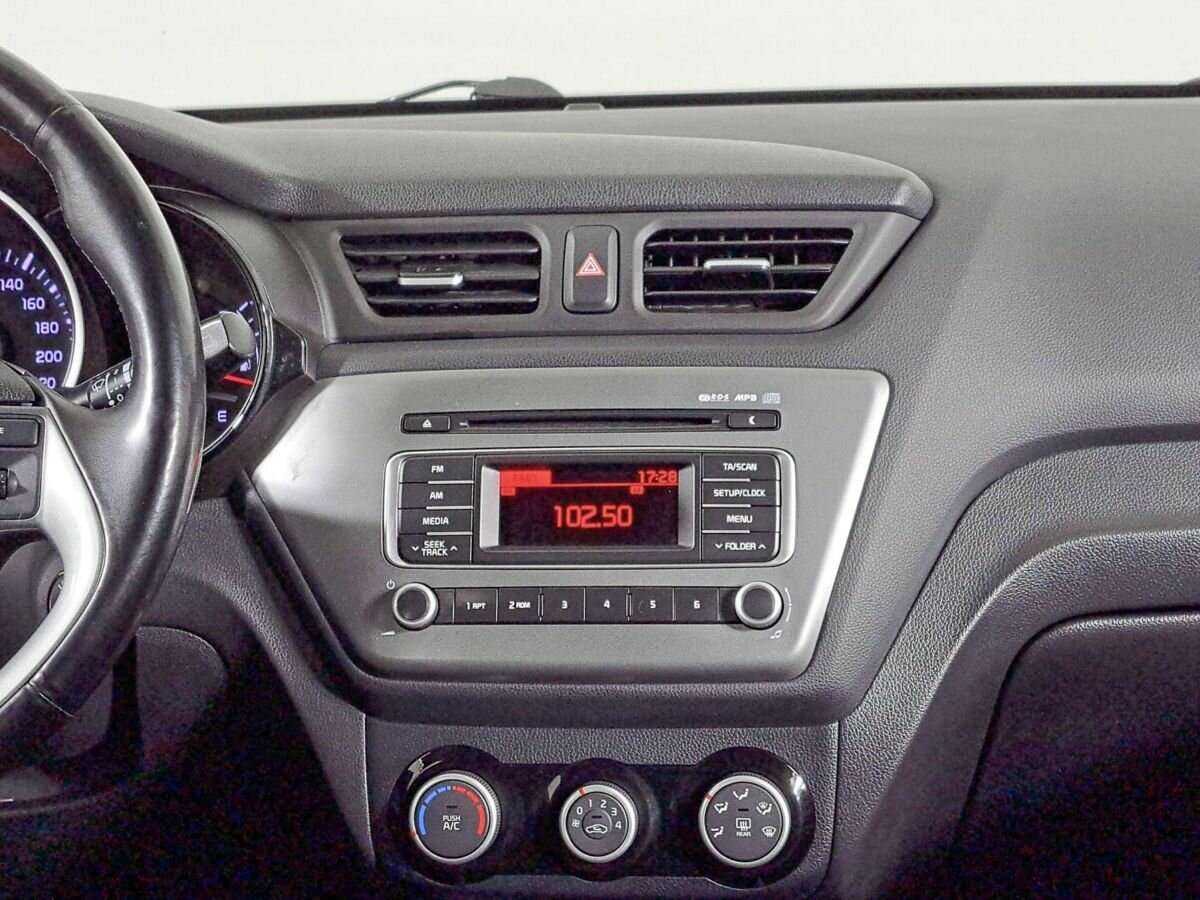 Купить Kia Rio, 2016, 98 000 км, фото №13