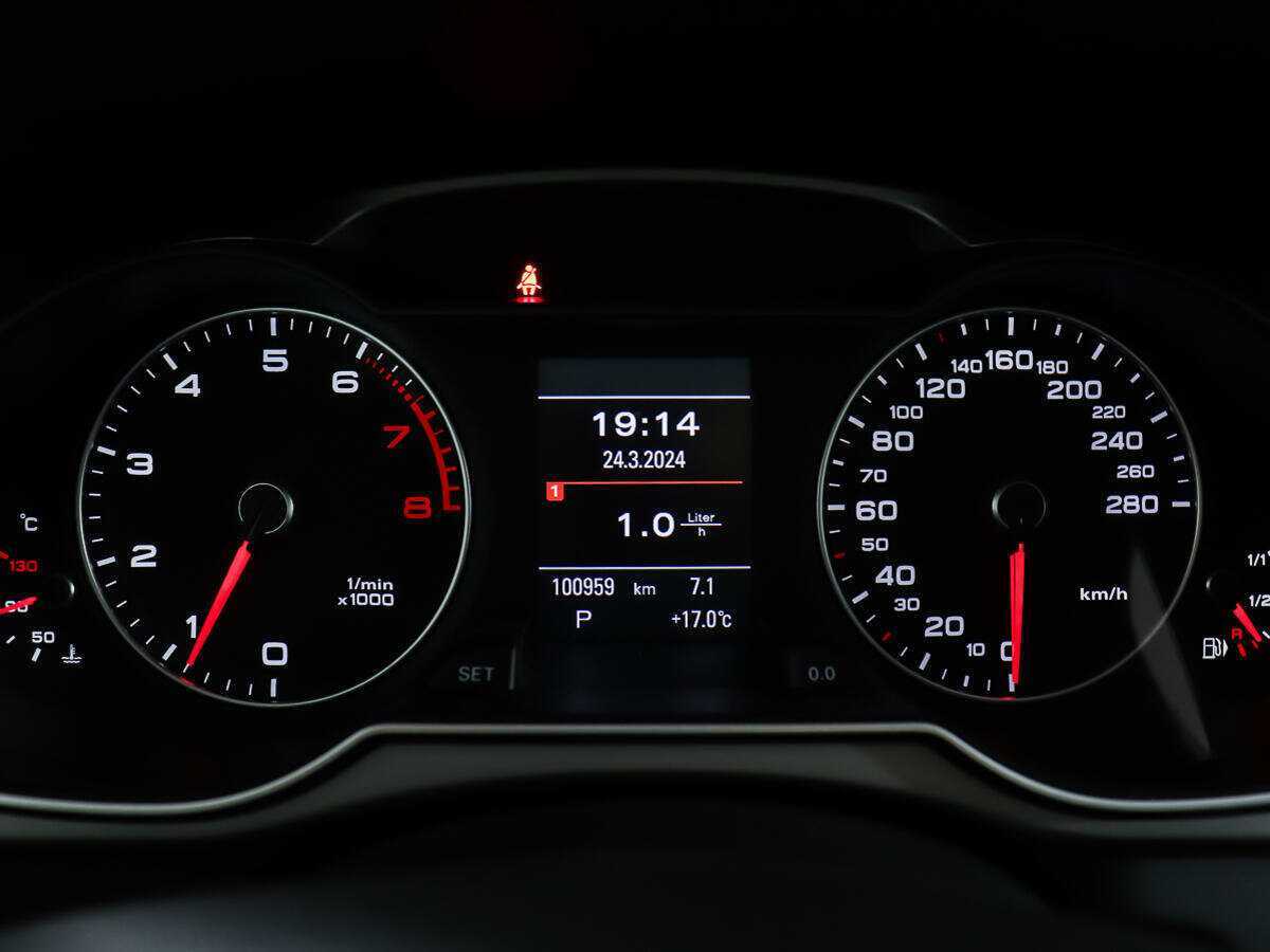 Купить Audi A4, 2012, 99 543 км, фото №14