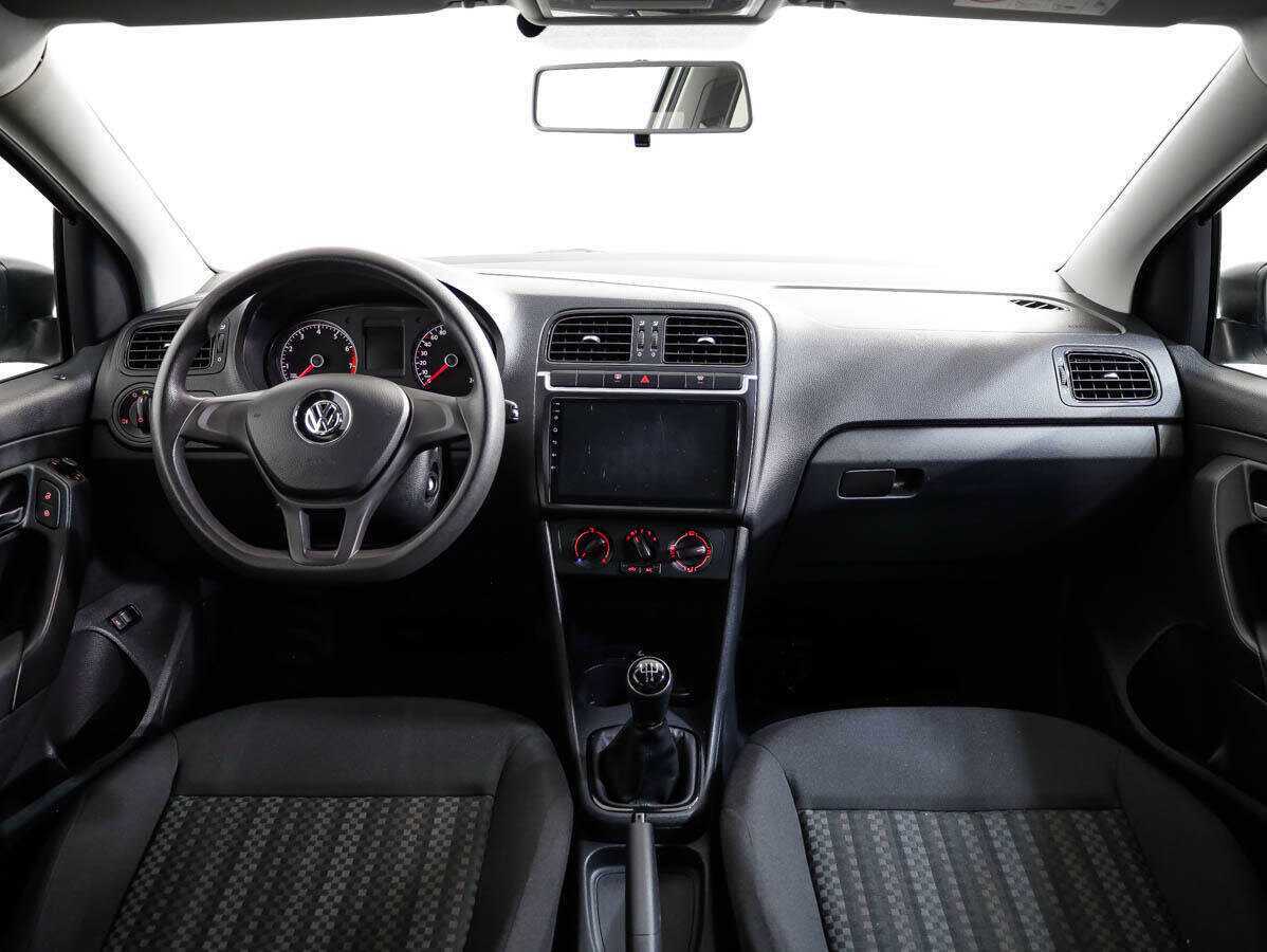 Купить Volkswagen Polo, 2017, 141 114 км, фото №8