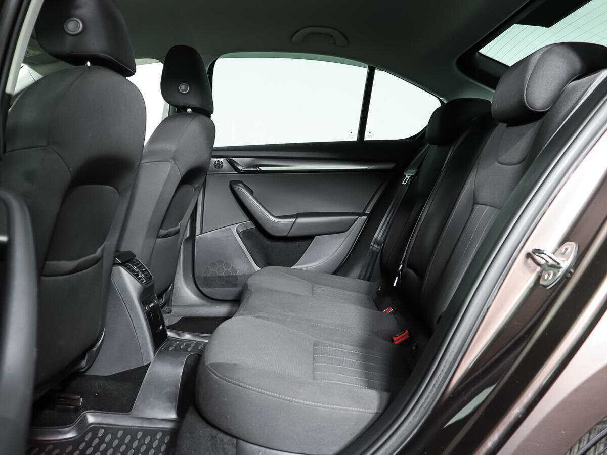 Купить Skoda Octavia, 2018, 85 879 км, фото №10