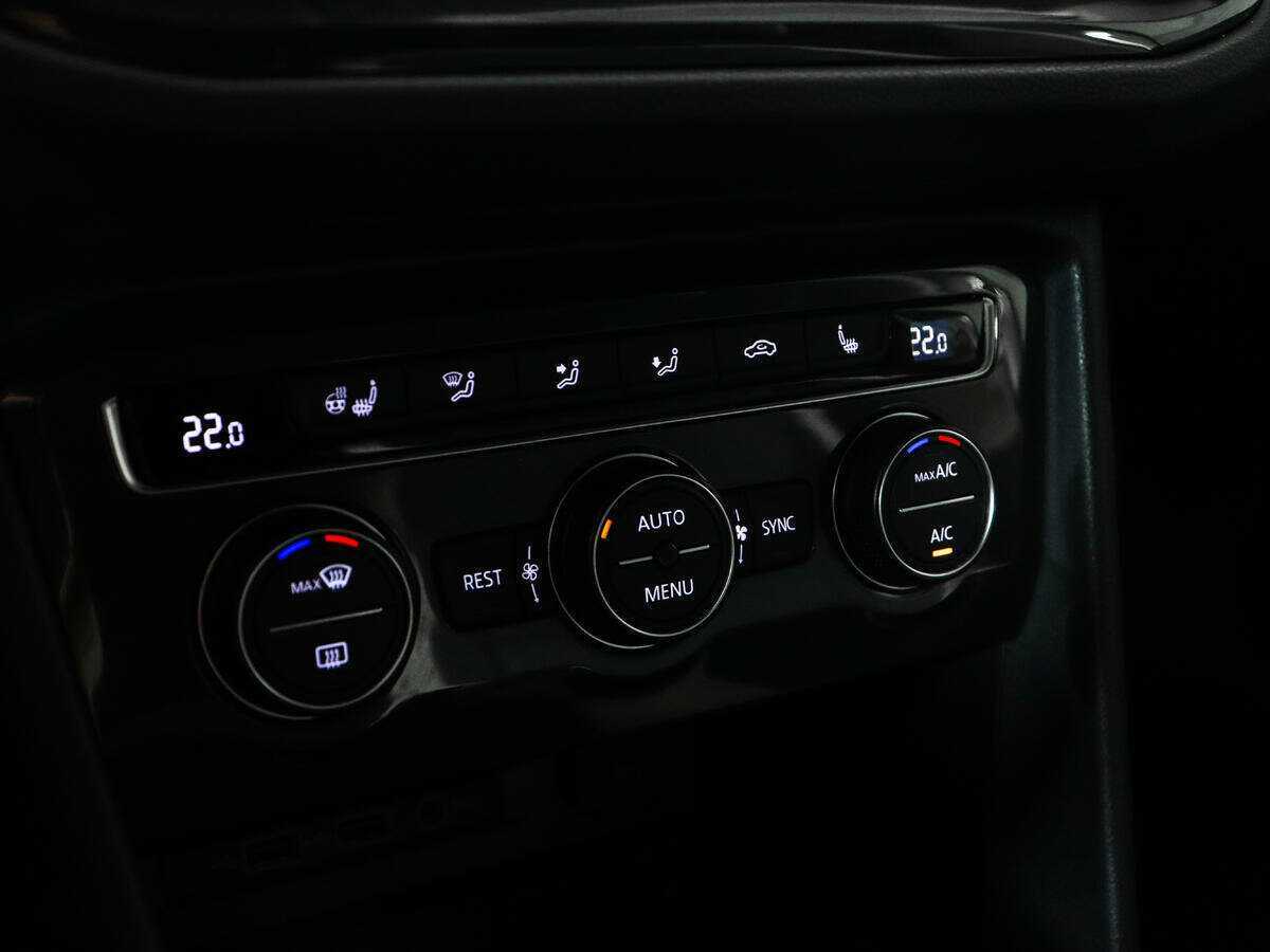 Купить Volkswagen Tiguan, 2019, 78 607 км, фото №17