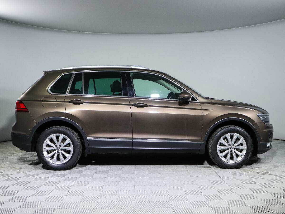 Купить Volkswagen Tiguan, 2017, 110 550 км, фото №4