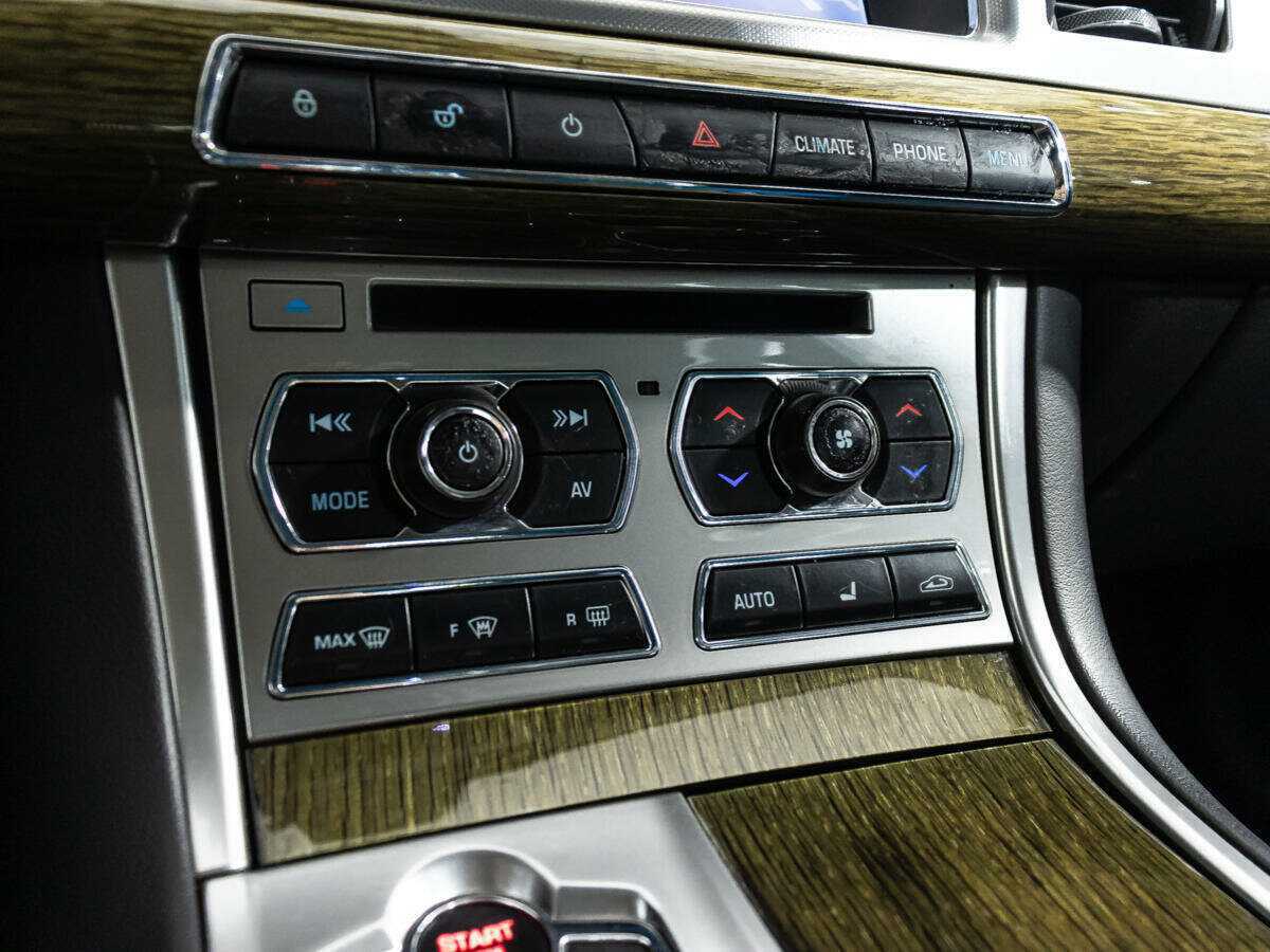 Купить Jaguar XF, 2012, 115 000 км, фото №18