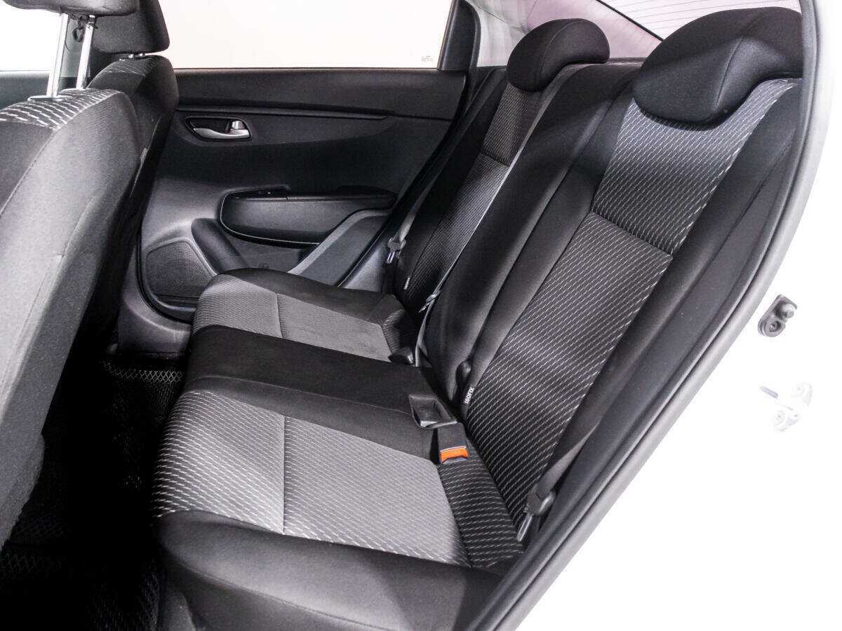 Купить Kia Rio, 2018, 70 181 км, фото №9