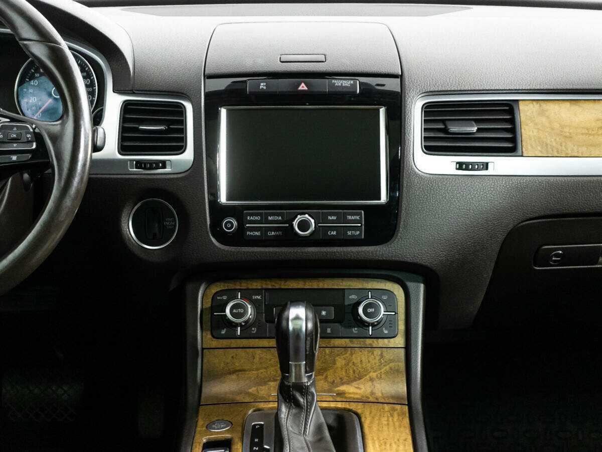 Купить Volkswagen Touareg, 2013, 221 751 км, фото №12