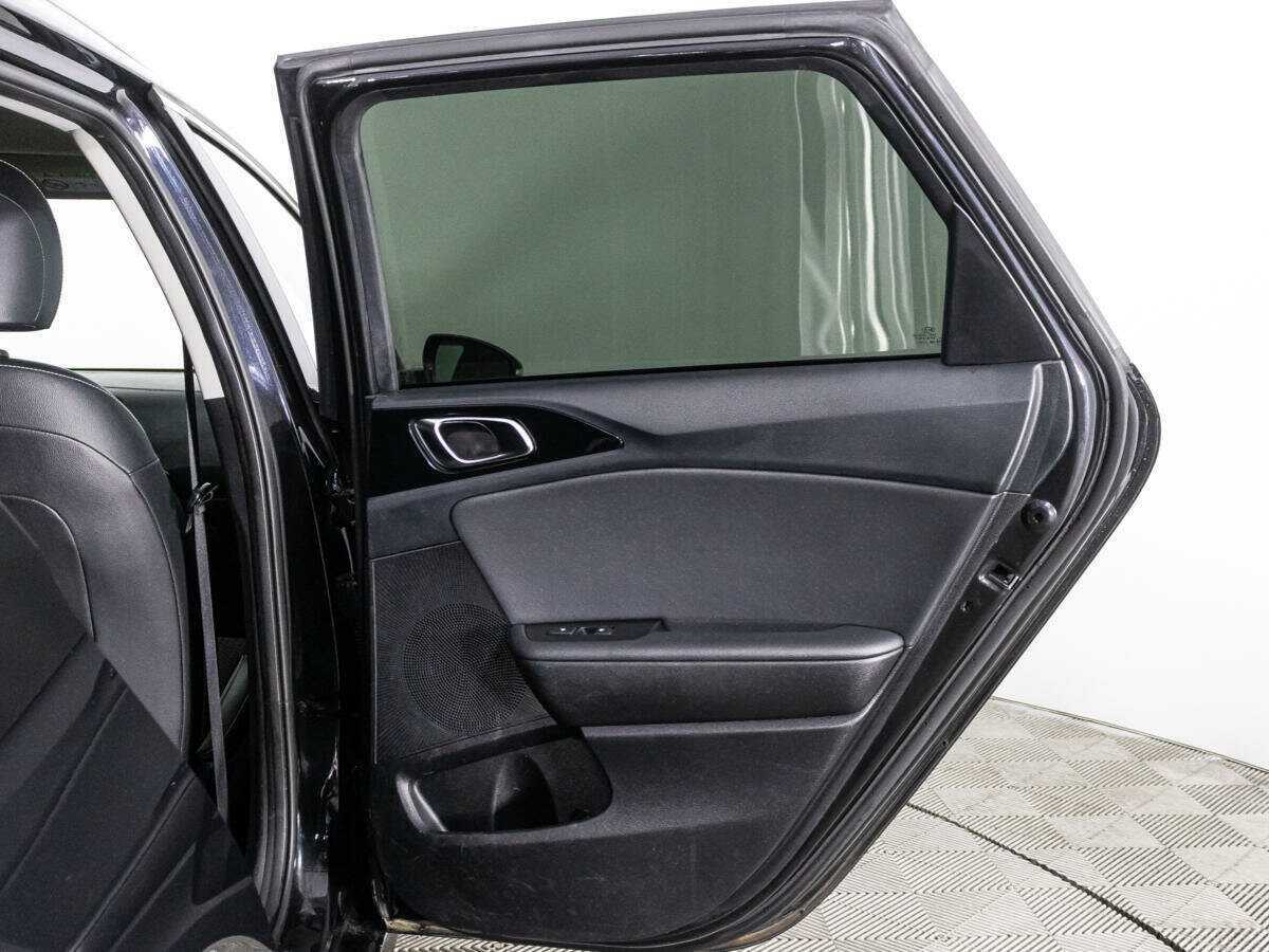 Купить Kia Ceed, 2019, 116 000 км, фото №24