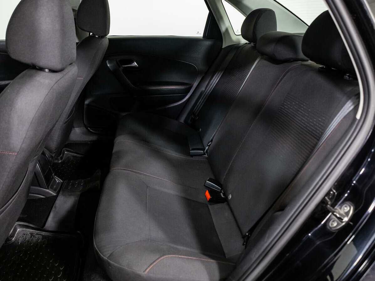 Купить Volkswagen Polo, 2017, 155 350 км, фото №10