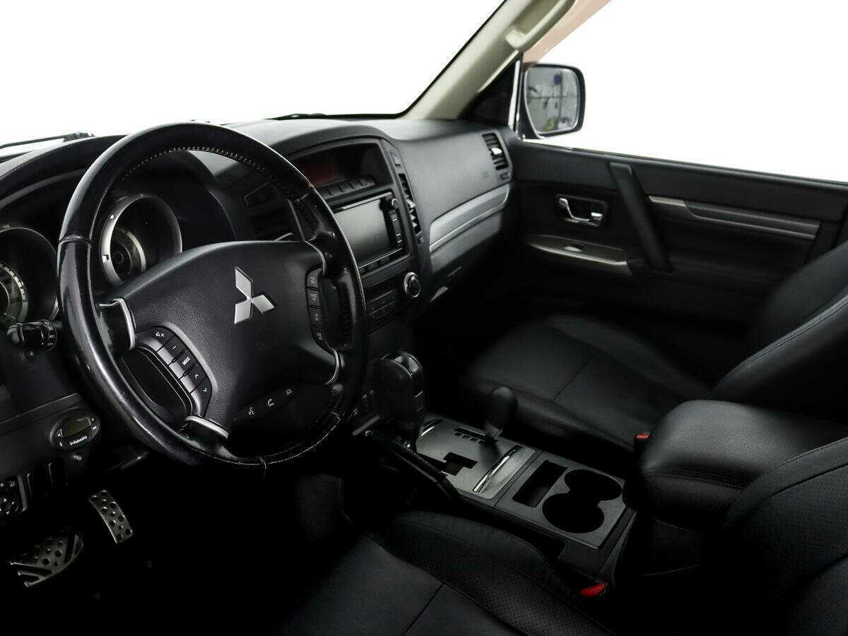 Купить Mitsubishi Pajero, 2012, 283 912 км, фото №9