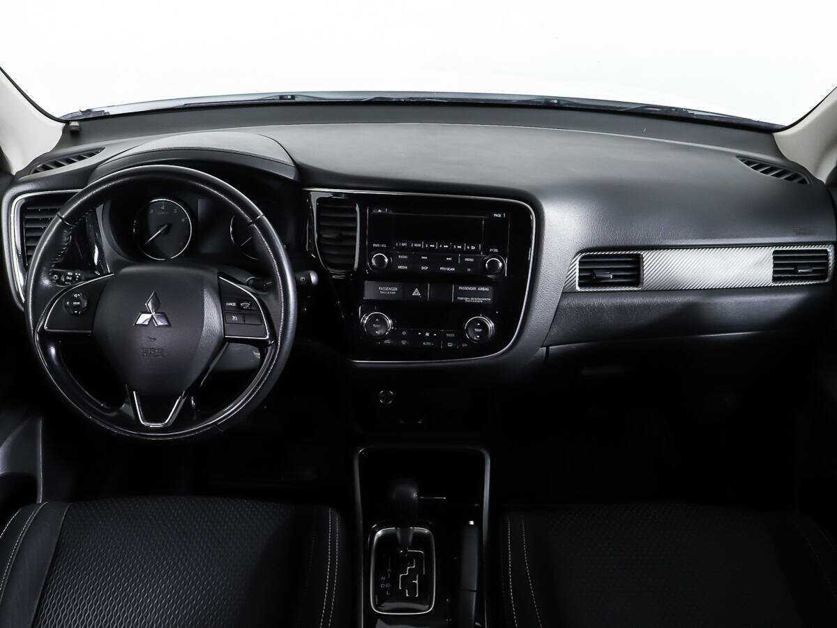 Купить Mitsubishi Outlander, 2018, 71 629 км, фото №11