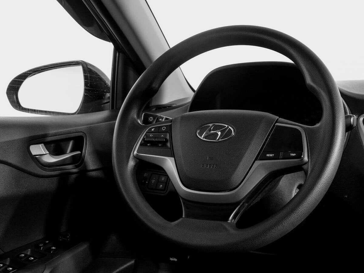 Купить Hyundai Solaris, 2018, 188 438 км, фото №13