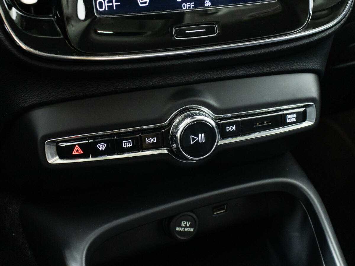 Купить Volvo XC40, 2020, 84 475 км, фото №20