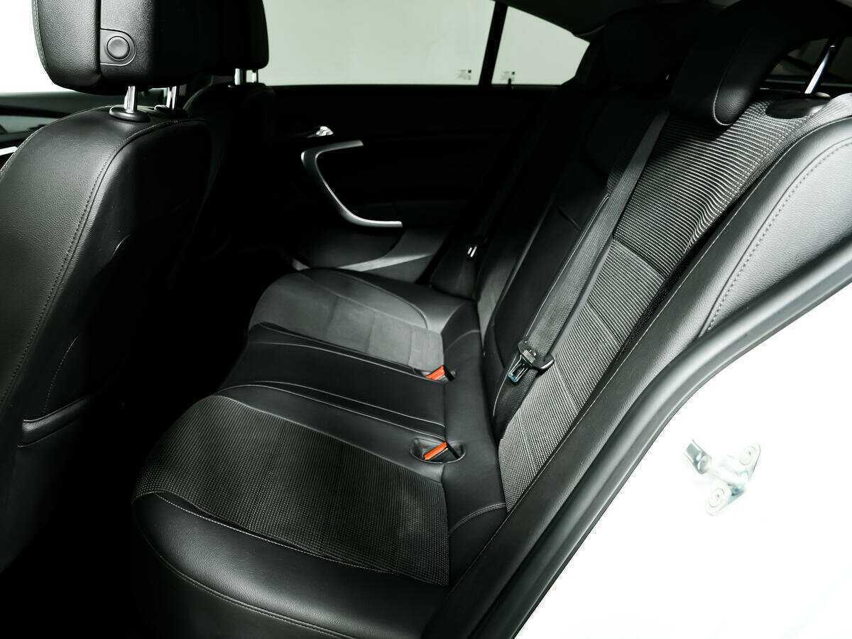 Купить Opel Insignia, 2012, 272 974 км, фото №12
