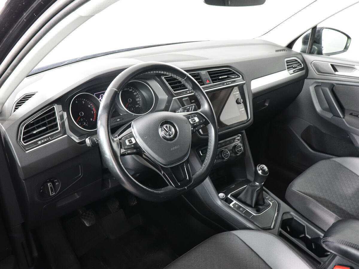 Купить Volkswagen Tiguan, 2019, 172 740 км, фото №9