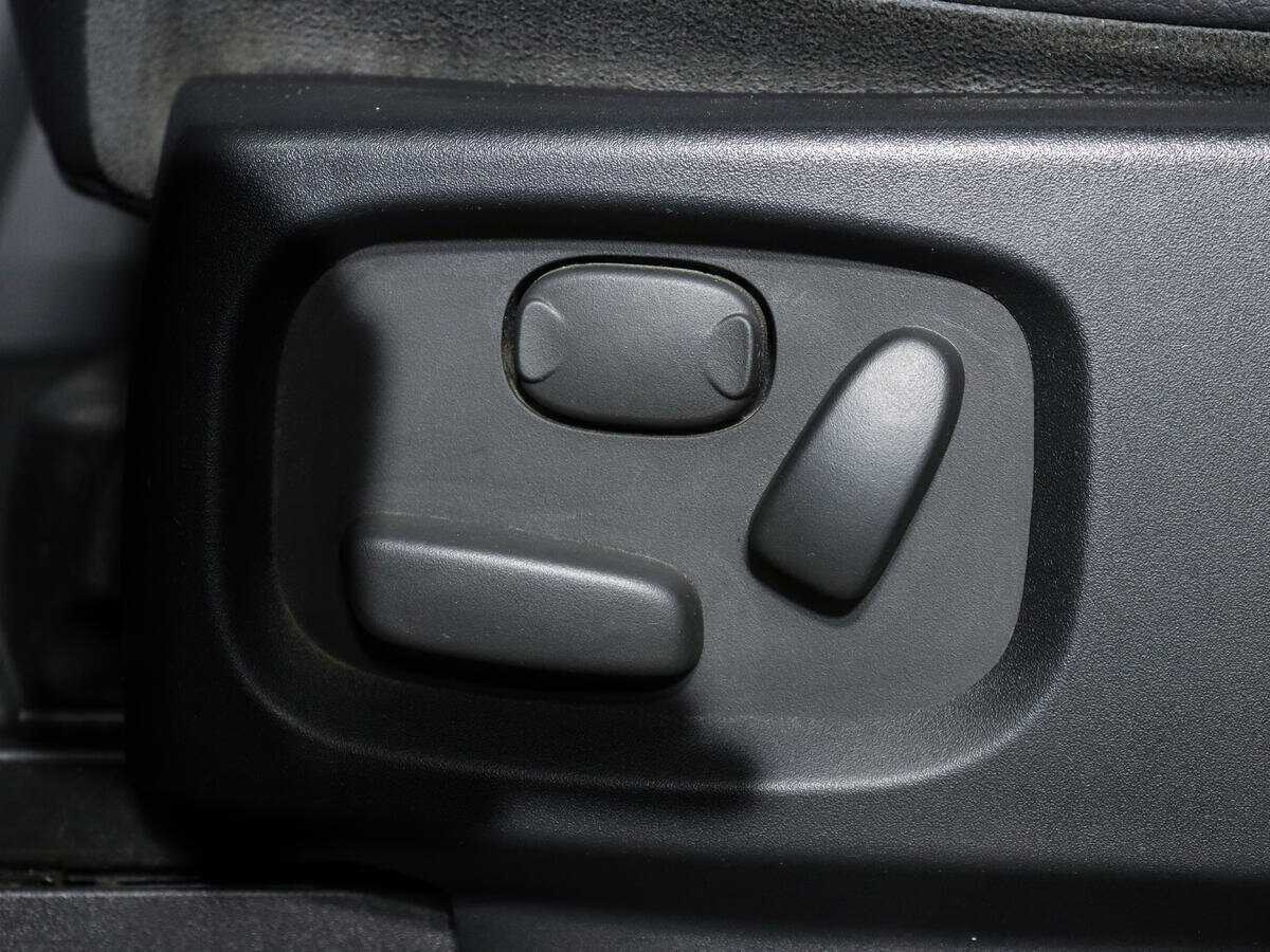 Купить Land Rover Discovery, 2013, 223 729 км, фото №18