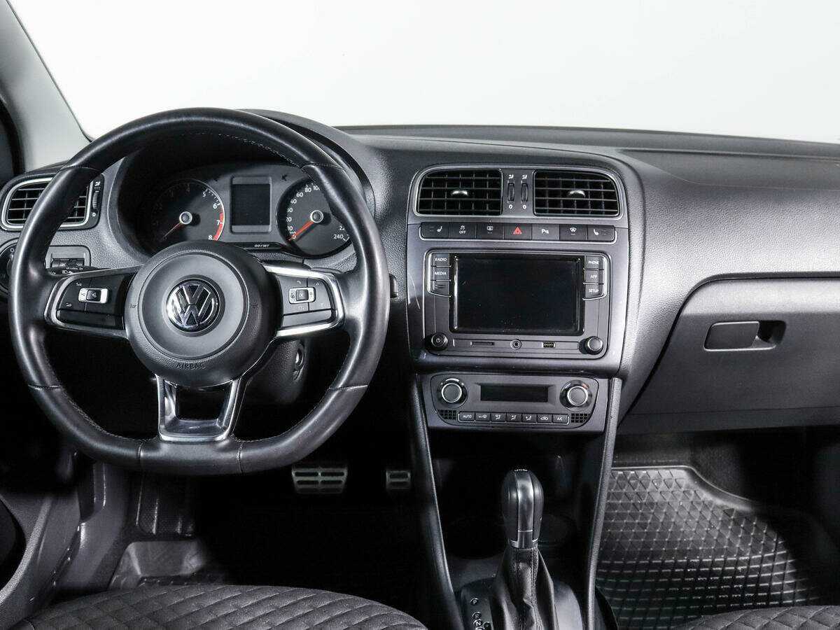 Купить Volkswagen Polo, 2018, 57 000 км, фото №10