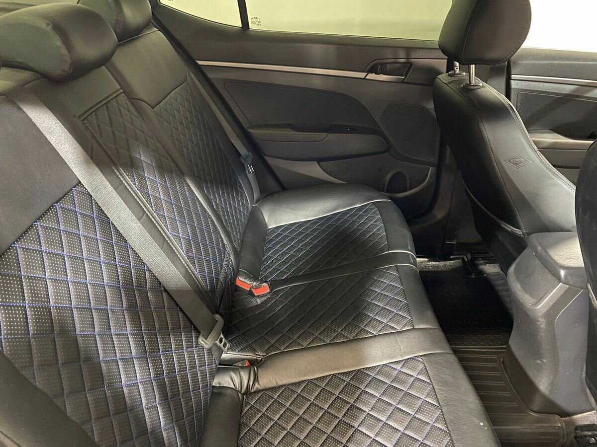 Купить Hyundai Elantra, 2017, 190 122 км, фото №11