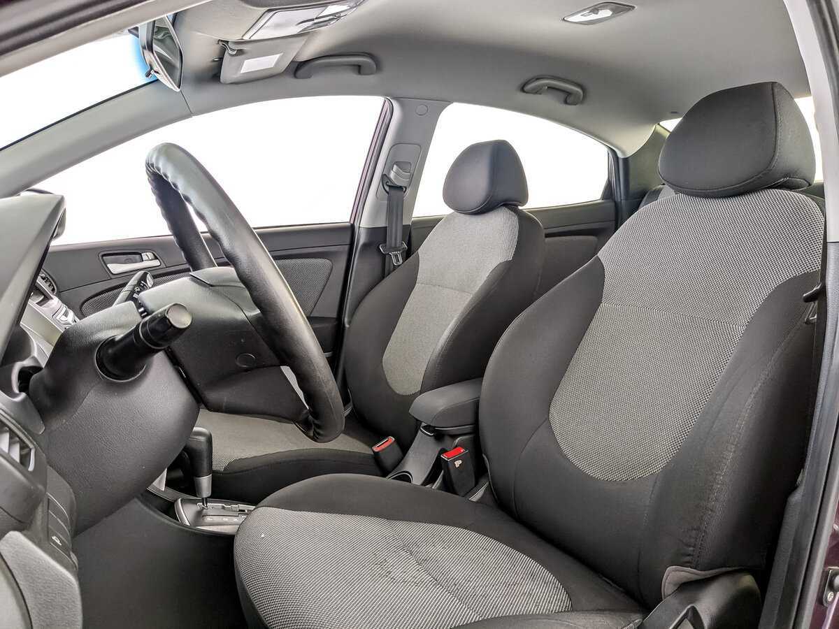 Купить Hyundai Solaris, 2012, 116 845 км, фото №16