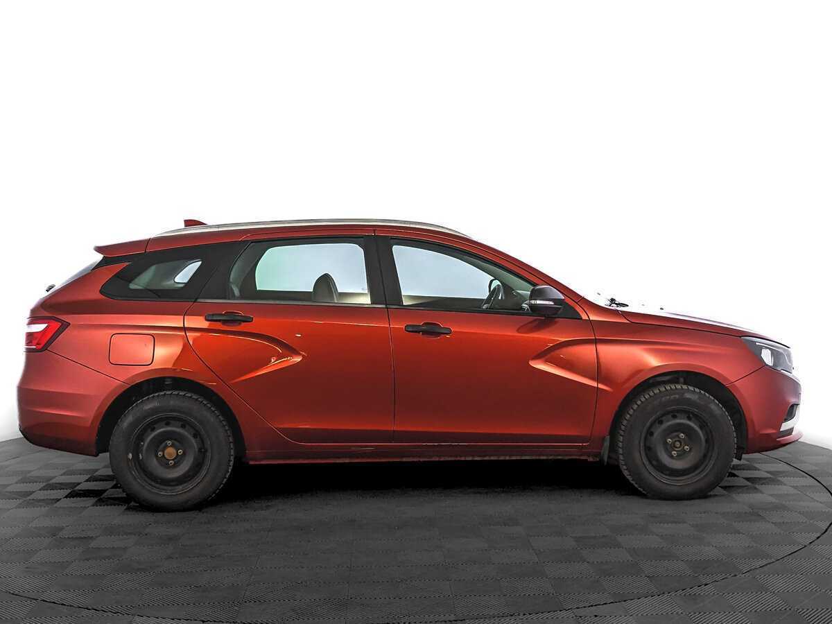 Купить Lada (ВАЗ) Vesta SW, 2021, 68 280 км, фото №4